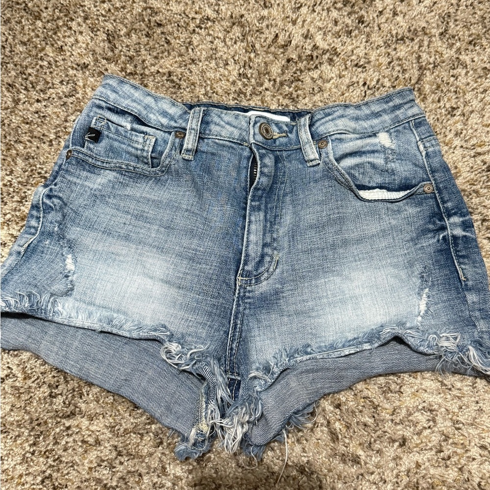 KanCan Estilo size 25  Women's Shorts